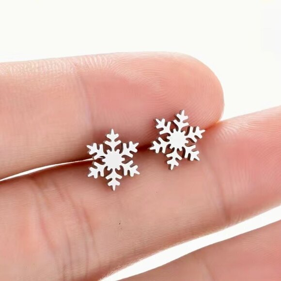 Snowflake Stainless Steel Stud Small Earrings 1 pair choose color #1147 - Picture 3 of 7